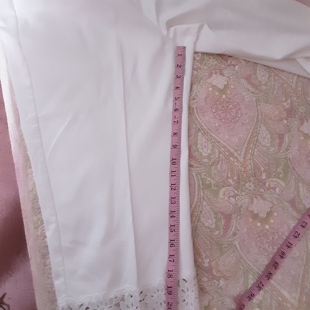Alfred Dunner Capris - Picture 7 of 7